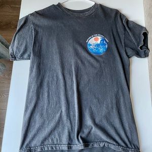 Brandy Melville tshirt